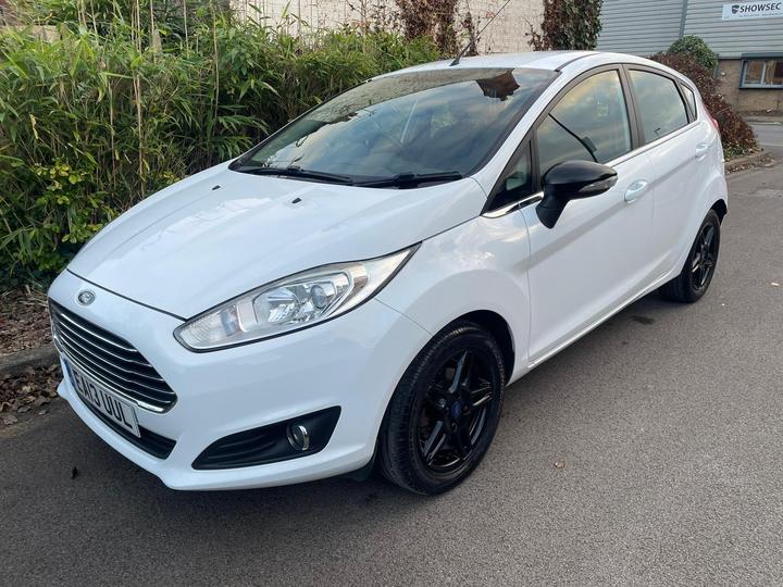 Ford Fiesta 1.0T EcoBoost Zetec Euro 5 (s/s) 5dr