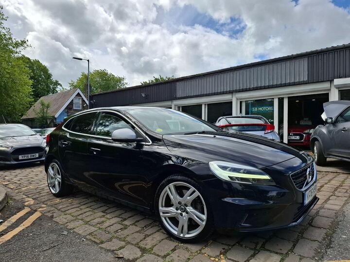Volvo V40 2.0 D4 R-Design Pro Auto Euro 6 (s/s) 5dr