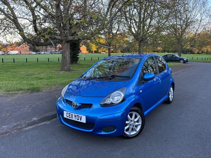 Toyota AYGO 1.0 VVT-i Blue Euro 5 5dr
