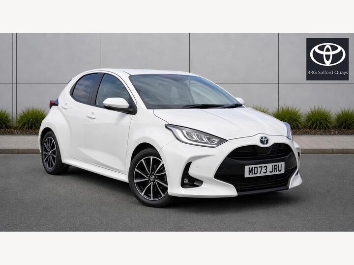 Toyota Yaris 1.5 VVT-h Design E-CVT Euro 6 (s/s) 5dr