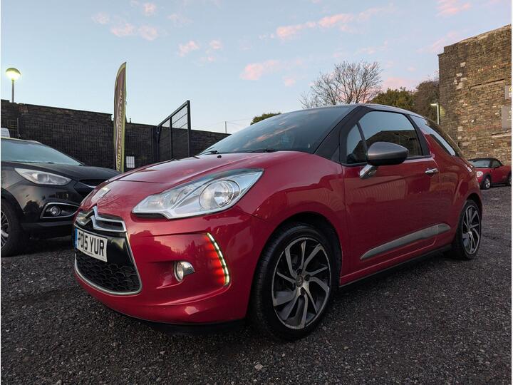 Citroen DS3 1.6 E-HDi DStyle Plus Euro 5 (s/s) 3dr Citroen DS3 1.6 E-HDi DStyle Plus Euro 5 (s/s) 3dr