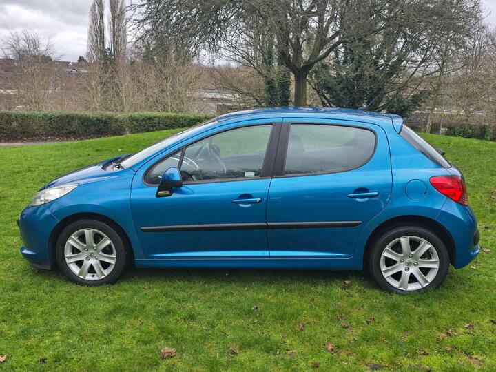 Peugeot 207 1.6 HDi Sport 5dr Peugeot 207 1.6 HDi Sport 5dr
