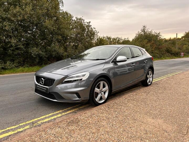 Volvo V40 2.0 D3 R-Design Nav Plus Euro 6 (s/s) 5dr