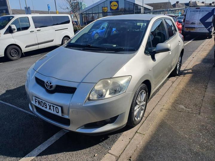 Toyota Auris 1.33 VVT-i TR (s/s) 5dr