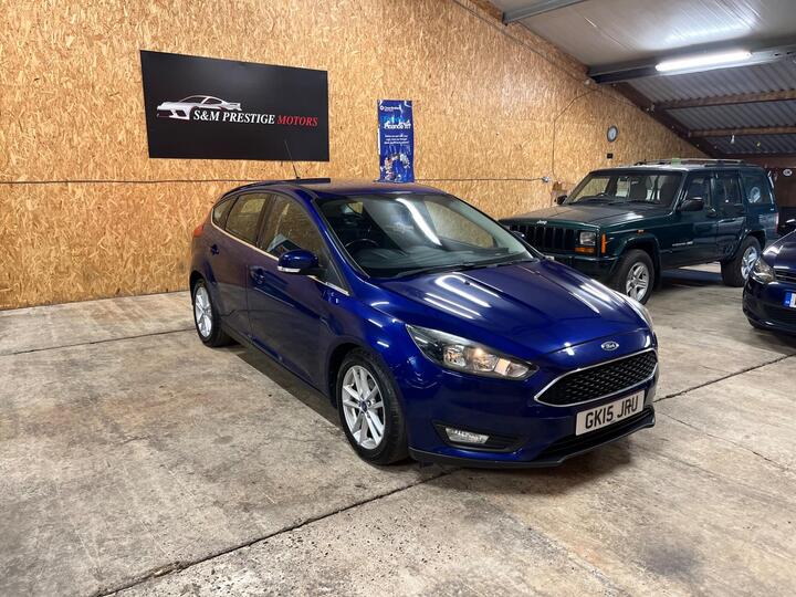 Ford Focus 1.6 Zetec Powershift Euro 6 5dr