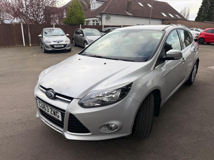 Ford Focus 1.6 TDCi Titanium Euro 5 (s/s) 5dr