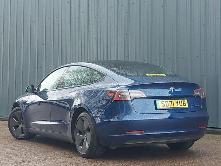 Tesla Model 3 (Dual Motor) Long Range Auto 4WDE 4dr