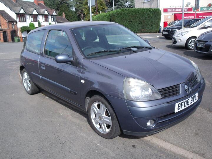 Renault Clio 1.2 Campus Sport 3dr