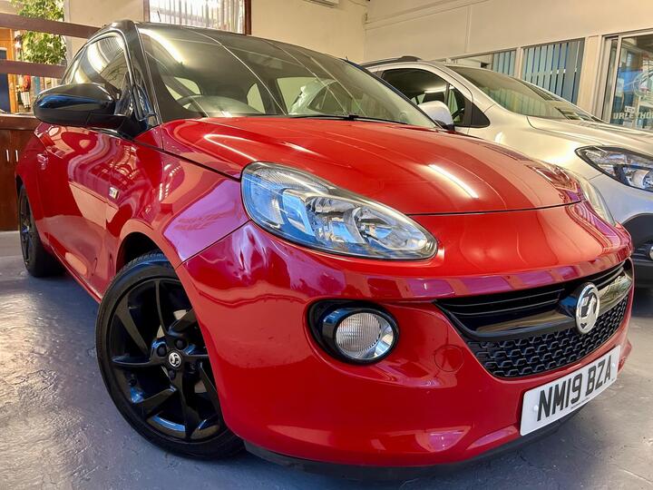 Vauxhall ADAM 1.2i Griffin Euro 6 3dr Vauxhall ADAM 1.2i Griffin Euro 6 3dr