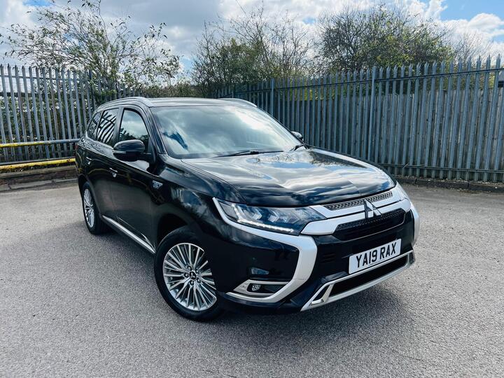 Mitsubishi Outlander 2.4h TwinMotor 13.8kWh 4h CVT 4WD Euro 6 (s/s) 5dr