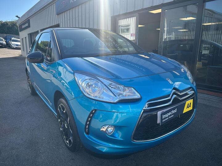 DS AUTOMOBILES DS 3 1.2 PureTech DStyle Euro 6 3dr DS AUTOMOBILES DS 3 1.2 PureTech DStyle Euro 6 3dr