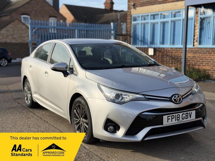 Toyota Avensis 1.6 D-4D Business Edition Euro 6 (s/s) 4dr