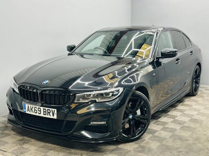 BMW 3 Series 2.0 330e 12kWh M Sport Auto Euro 6 (s/s) 4dr BMW 3 Series 2.0 330e 12kWh M Sport Auto Euro 6 (s/s) 4dr