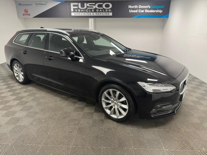 Volvo V90 2.0 B4 MHEV Momentum Auto Euro 6 (s/s) 5dr