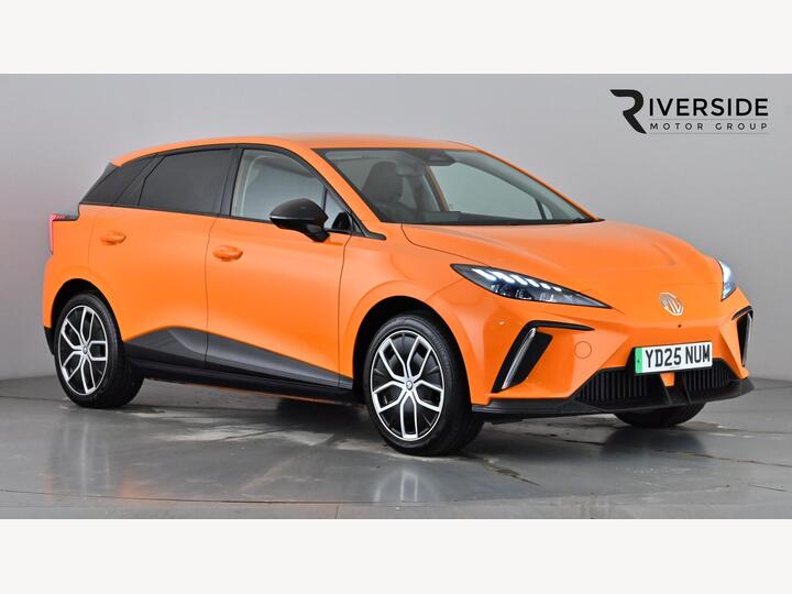 MG MG4 64kWh Trophy Long Range Auto 5dr
