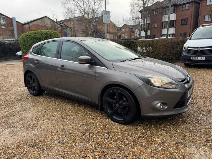 Ford Focus 1.6T EcoBoost Titanium Euro 5 (s/s) 5dr