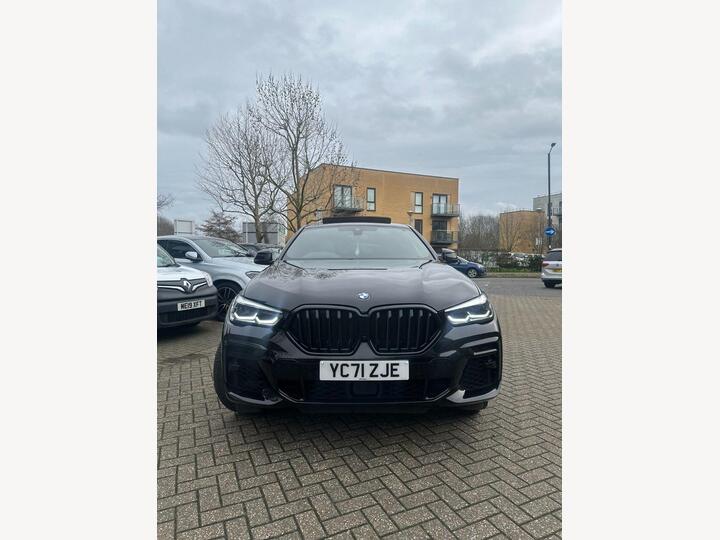 BMW X6 4.4 M50i V8 Auto XDrive Euro 6 (s/s) 5dr