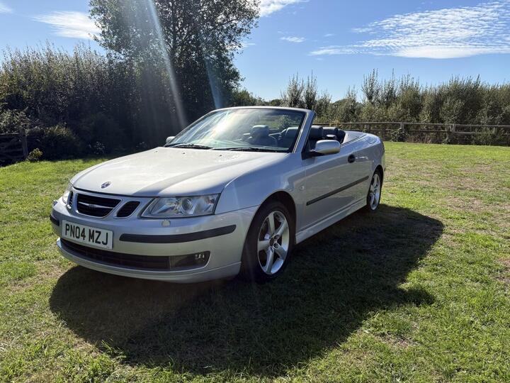 Saab 9-3 1.8i Vector 4dr