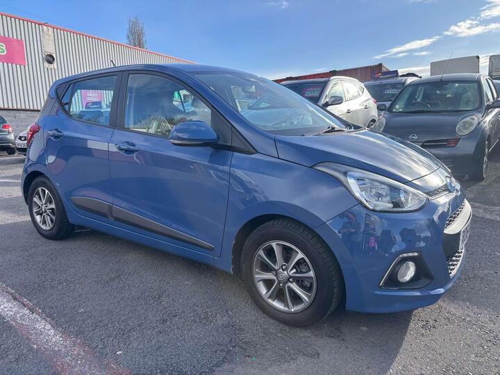 Hyundai I10 1.2 Premium Auto Euro 5 5dr Hyundai I10 1.2 Premium Auto Euro 5 5dr
