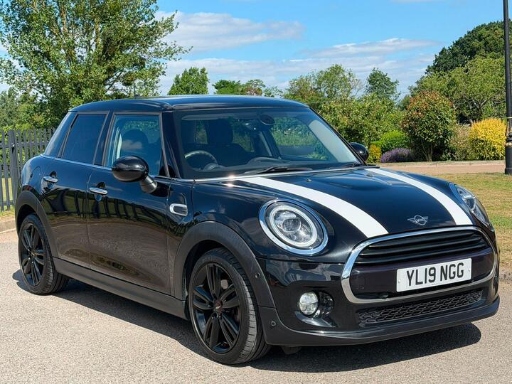 MINI Hatch 1.5 Cooper Classic Steptronic Euro 6 (s/s) 5dr