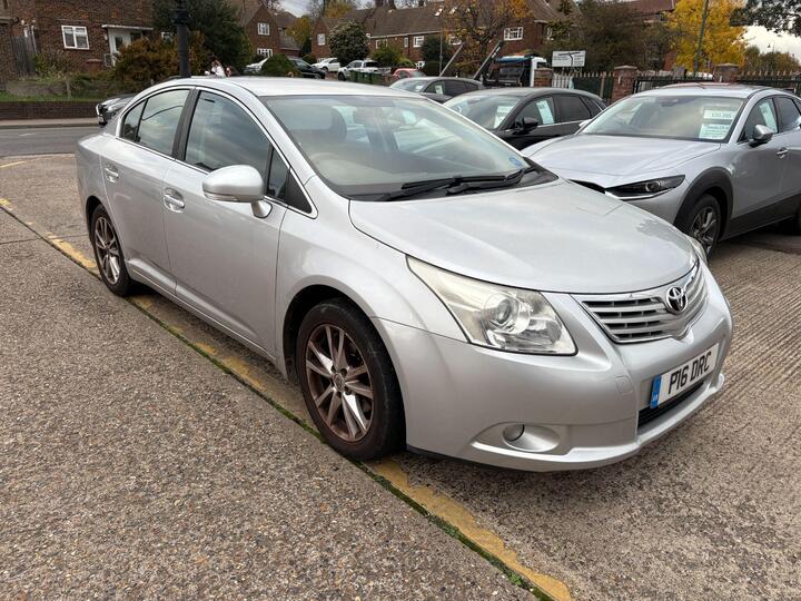 Toyota Avensis 1.8 V-Matic TR Multidrive Euro 5 4dr Toyota Avensis 1.8 V-Matic TR Multidrive Euro 5 4dr