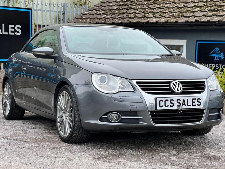 Volkswagen Eos 2.0 TDI CR Individual Cabriolet Euro 5 2dr Volkswagen Eos 2.0 TDI CR Individual Cabriolet Euro 5 2dr