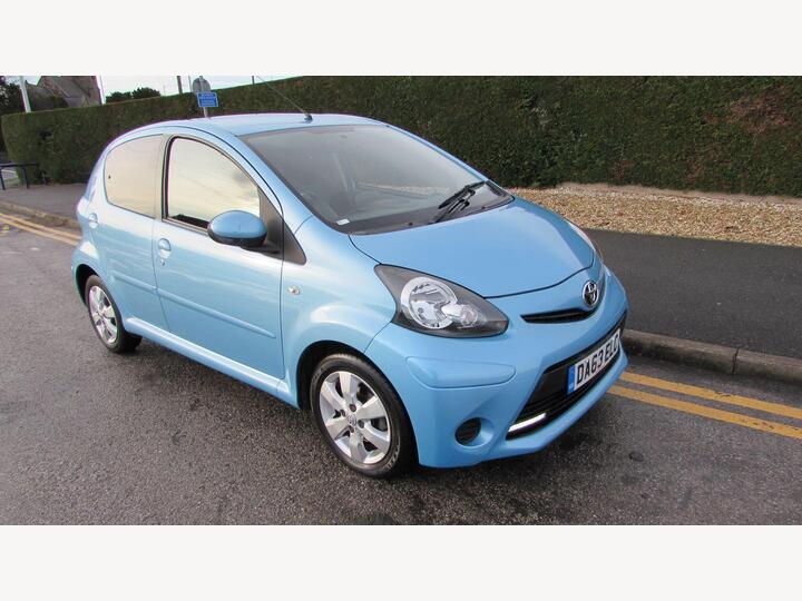 Toyota AYGO 1.0 VVT-i Move MultiMode Euro 5 5dr Toyota AYGO 1.0 VVT-i Move MultiMode Euro 5 5dr
