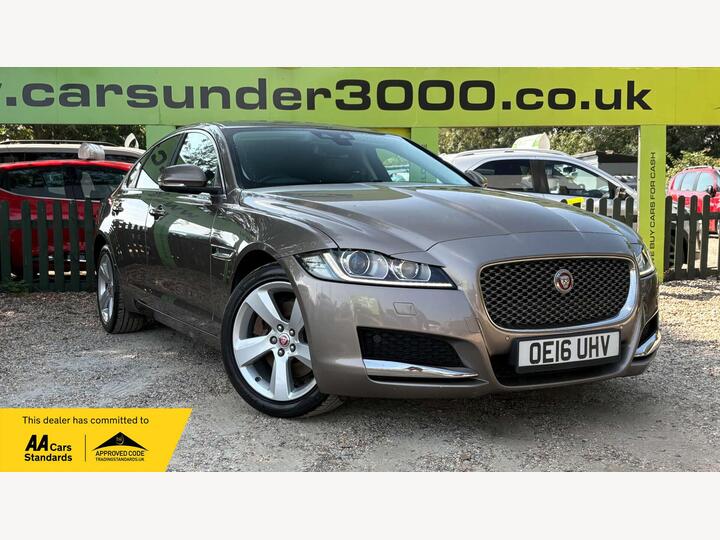 Jaguar XF 2.0d Portfolio Auto AWD Euro 6 (s/s) 4dr