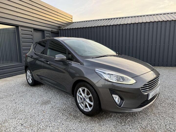 Ford Fiesta 1.0T EcoBoost Zetec Euro 6 (s/s) 5dr Ford Fiesta 1.0T EcoBoost Zetec Euro 6 (s/s) 5dr