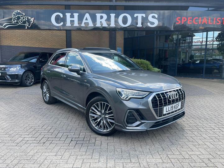 Audi Q3 1.5 TFSI CoD 35 S Line S Tronic Euro 6 (s/s) 5dr