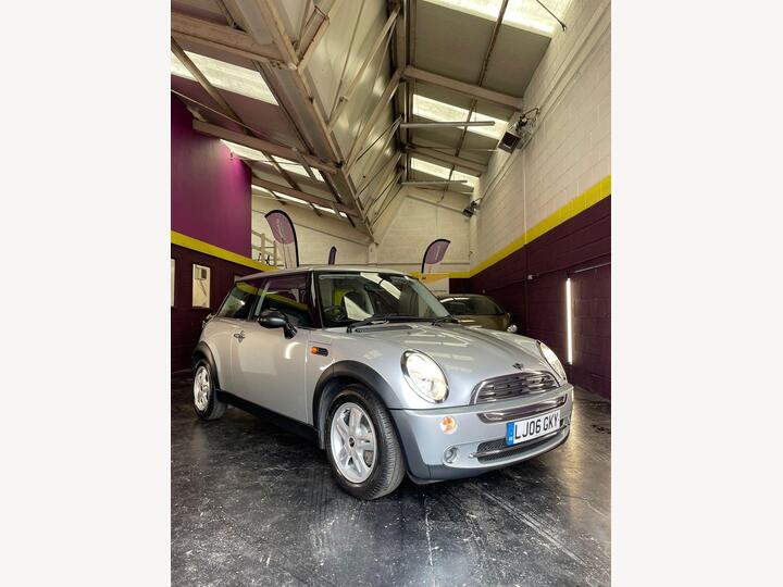 MINI Hatch 1.6 One CVT Euro 4 3dr