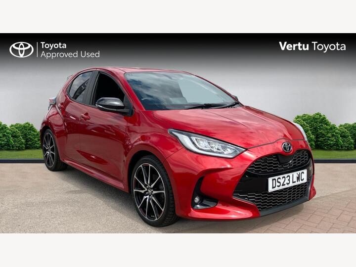 Toyota Yaris 1.5 VVT-h GR SPORT E-CVT Euro 6 (s/s) 5dr