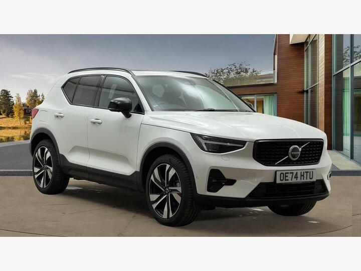 Volvo XC40 2.0 B3 MHEV Ultra Dark DCT Auto Euro 6 (s/s) 5dr