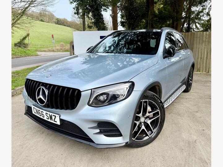 Mercedes-Benz GLC 2.1 GLC250d AMG Line (Premium Plus) G-Tronic 4MATIC Euro 6 (s/s) 5dr Mercedes-Benz GLC 2.1 GLC250d AMG Line (Premium Plus) G-Tronic 4MATIC Euro 6 (s/s) 5dr