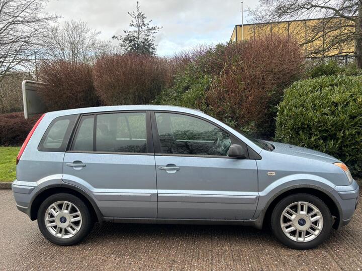 Ford Fusion 1.6 Zetec Climate 5dr