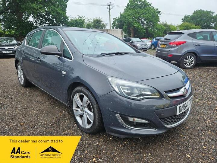 Vauxhall Astra 1.6 16v SRi Euro 5 5dr Vauxhall Astra 1.6 16v SRi Euro 5 5dr
