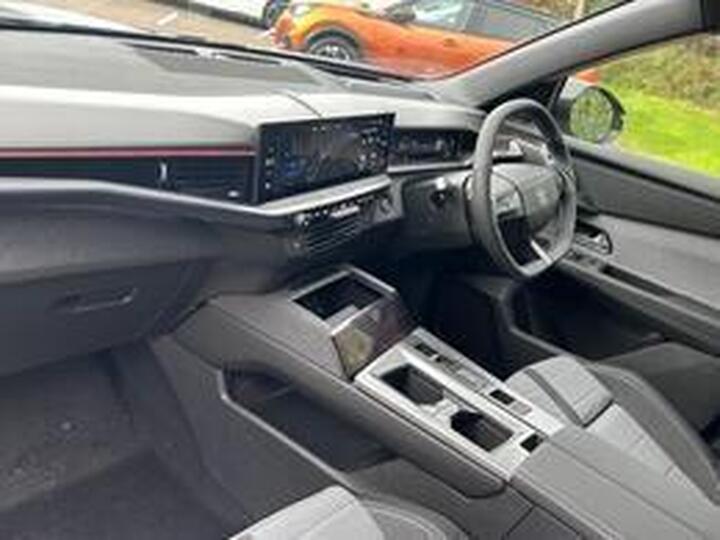 Vauxhall Grandland Electric 73kWh Ultimate Auto 5dr