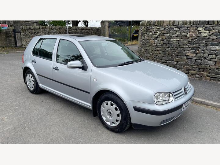 Volkswagen Golf 1.6 SE 5dr