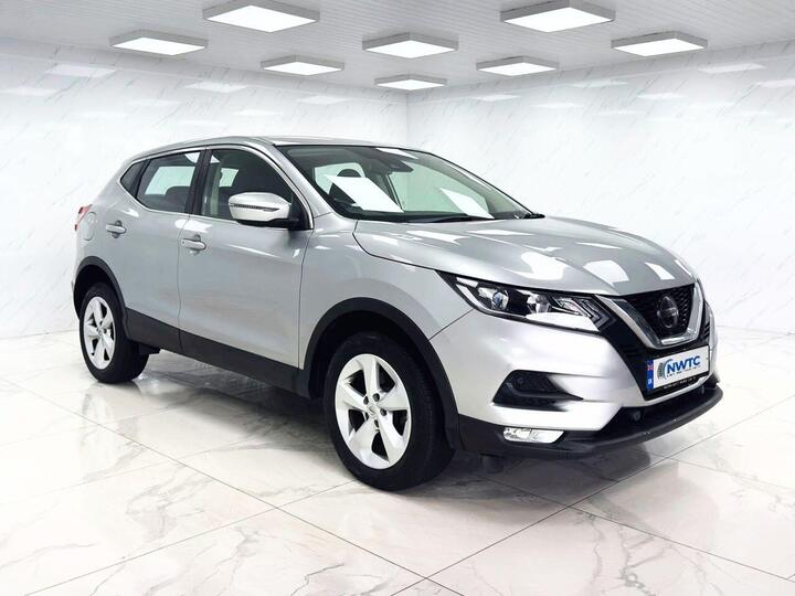Nissan QASHQAI 1.5 DCi Acenta Premium Euro 6 (s/s) 5dr