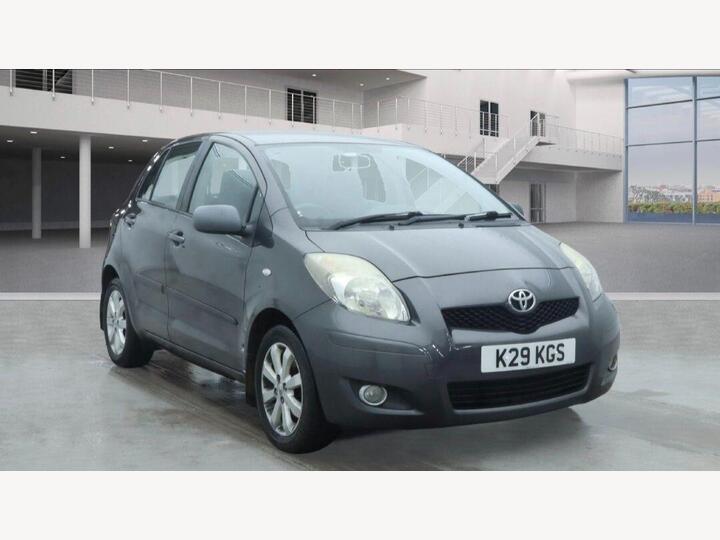 Toyota Yaris 1.33 Dual VVT-i T Spirit Euro 5 (s/s) 5dr