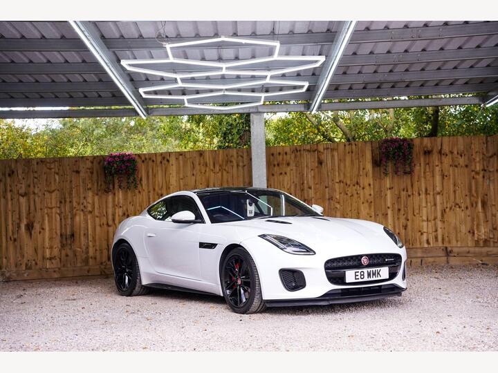 Jaguar F-TYPE 2.0i R-Dynamic Auto Euro 6 (s/s) 2dr