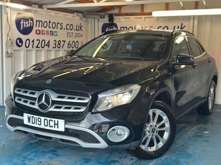Mercedes-Benz GLA 1.6 GLA200 SE (Executive) 7G-DCT Euro 6 (s/s) 5dr