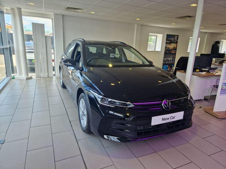 Volkswagen Golf 1.5 TSI Life Euro 6 (s/s) 5dr