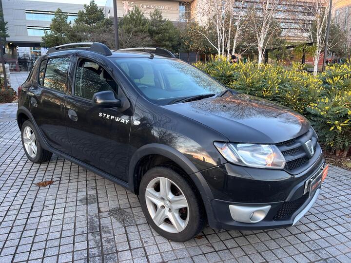 Dacia Sandero Stepway 0.9 TCe Ambiance Euro 6 (s/s) 5dr Dacia Sandero Stepway 0.9 TCe Ambiance Euro 6 (s/s) 5dr