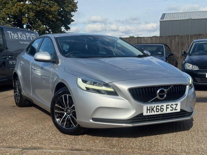 Volvo V40 2.0 T2 Momentum Nav Plus Euro 6 (s/s) 5dr