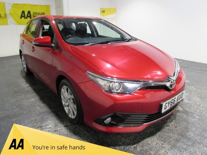 Toyota AURIS 1.2 VVT-i Business Edition Euro 6 (s/s) 5dr Toyota AURIS 1.2 VVT-i Business Edition Euro 6 (s/s) 5dr