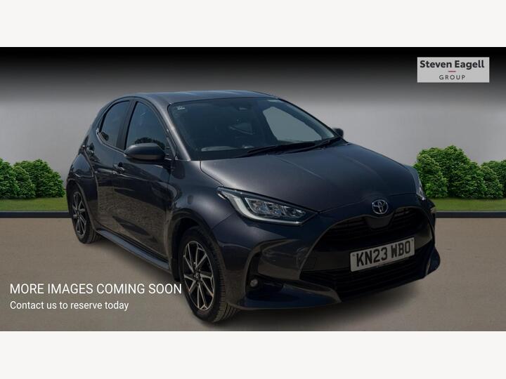 Toyota Yaris 1.5 VVT-h Design E-CVT Euro 6 (s/s) 5dr