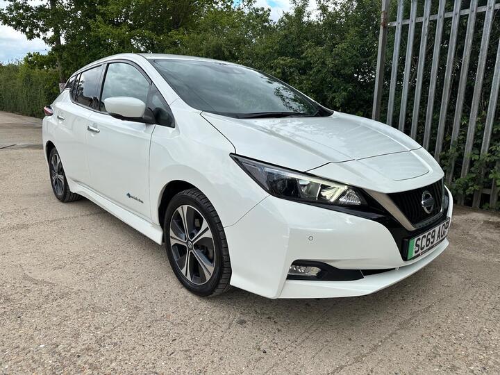 Nissan Leaf 40kWh N-Connecta Auto 5dr