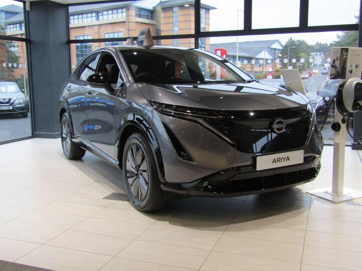 Nissan ARIYA 63kWh Advance Auto 5dr 7.4kW Charger
