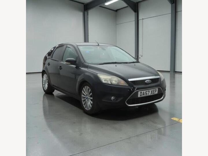 Ford Focus 1.8 Titanium 5dr